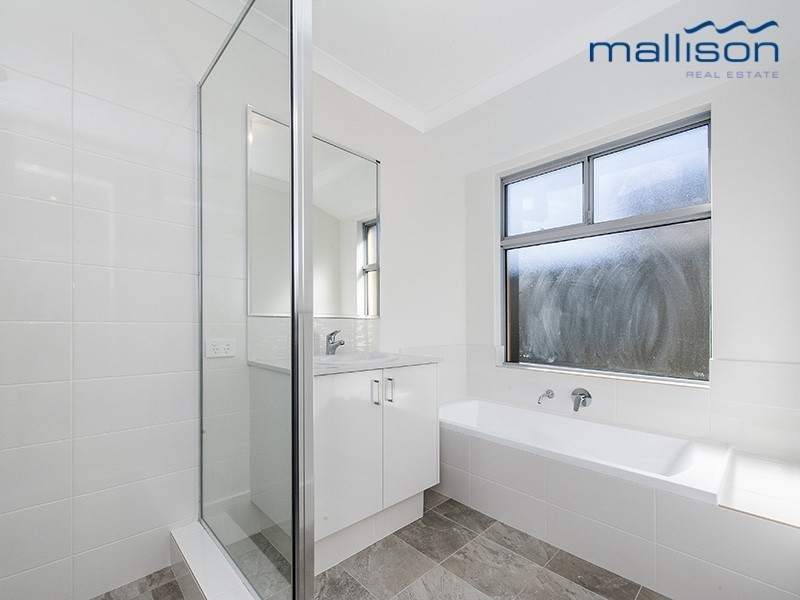 20 Atalaya Loop, Wandi WA 6167