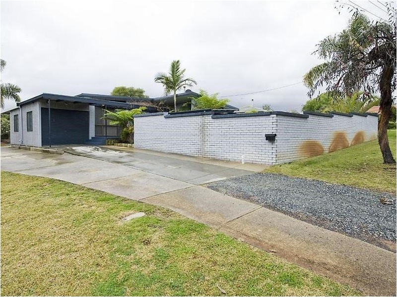 1 Chester Court, Orelia WA 6167