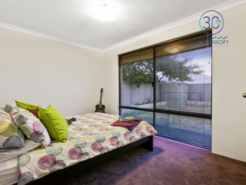 9 Jefferson Way, Piara Waters WA 6112