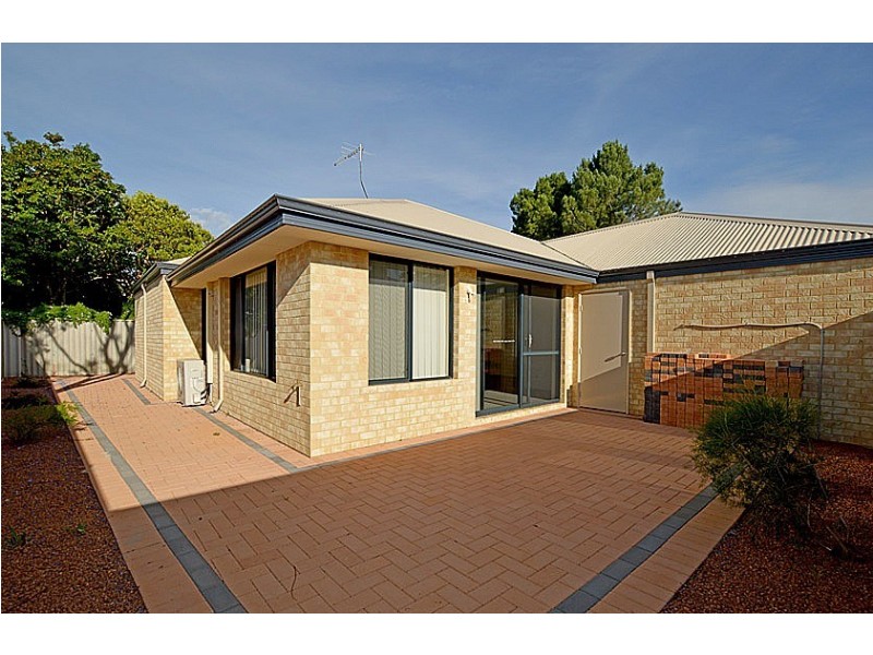 10B Hunt Street, Thornlie WA 6108