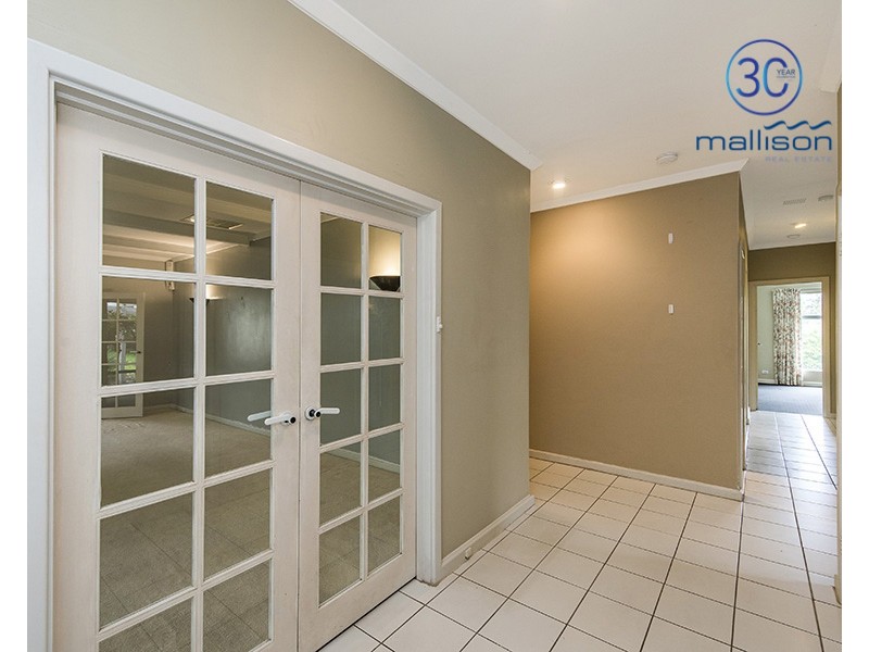 18 Drew Road, Ardross WA 6153