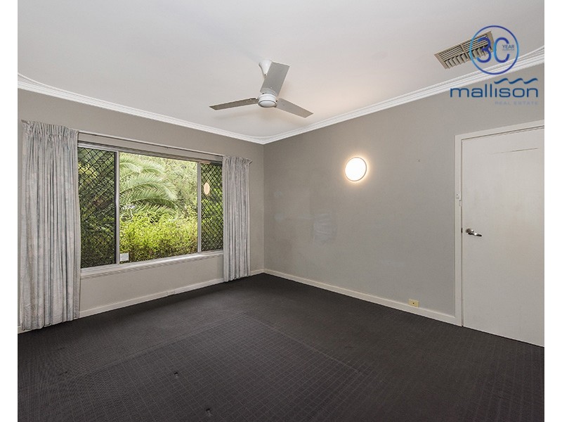 18 Drew Road, Ardross WA 6153