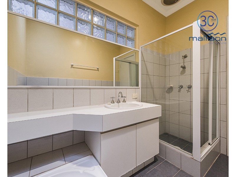 18 Drew Road, Ardross WA 6153