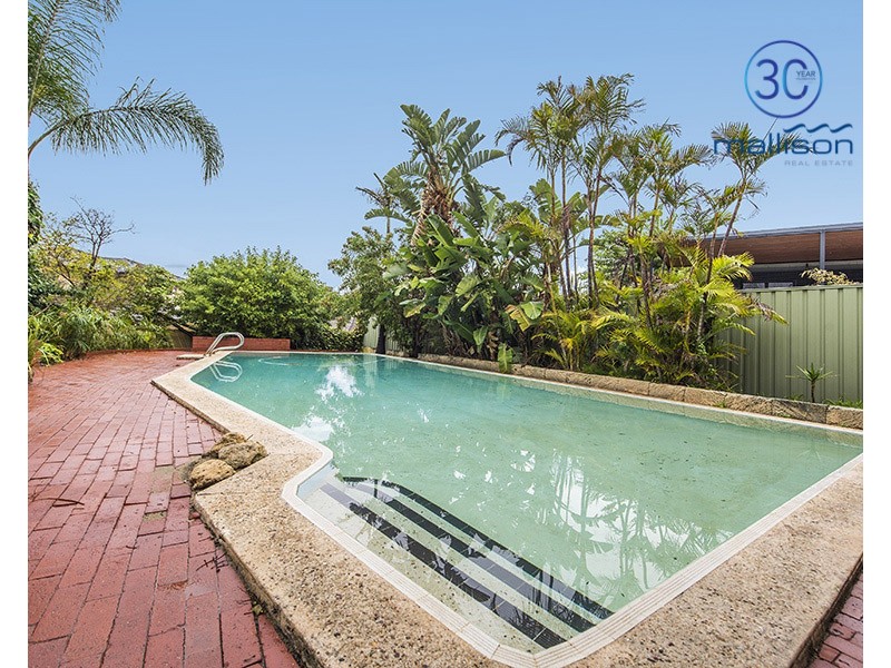 18 Drew Road, Ardross WA 6153