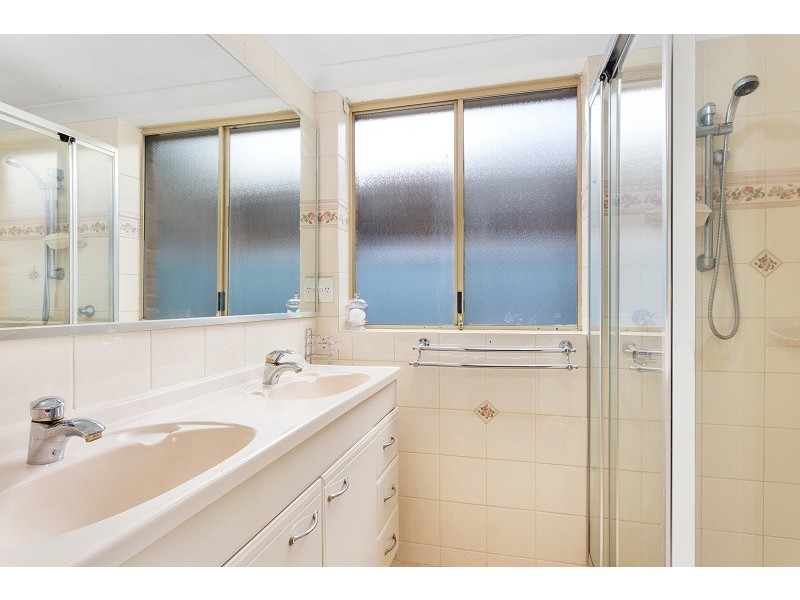 13 Sellen Court, Leeming WA 6149