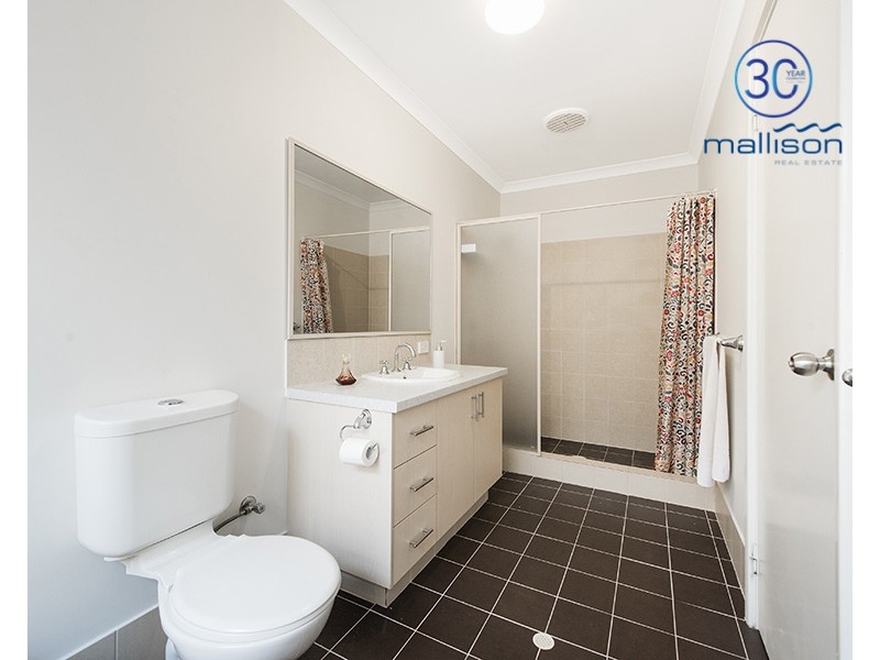 27 Waterfoot Loop, Canning Vale WA 6155