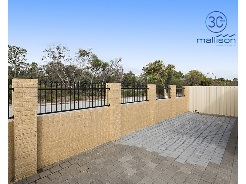 27 Waterfoot Loop, Canning Vale WA 6155