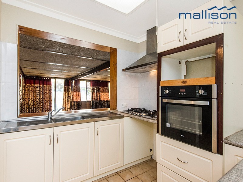 14 Wawanna Place, Huntingdale WA 6110