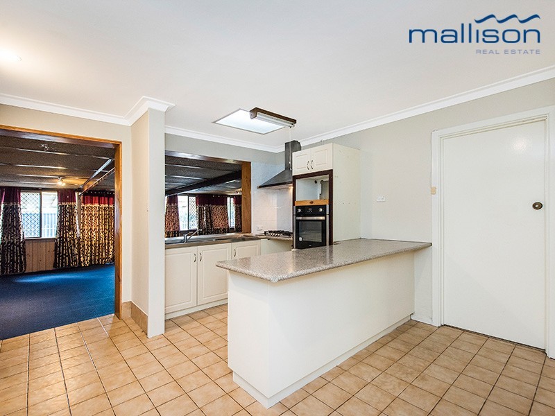 14 Wawanna Place, Huntingdale WA 6110