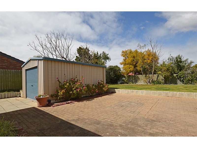 12 Quickly Crescent, Hamilton Hill WA 6163