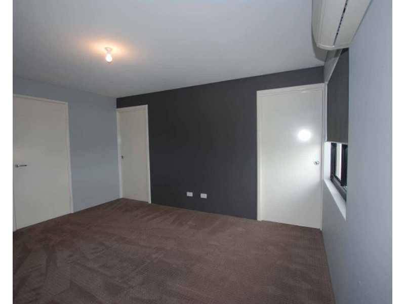 21 Fairlie Road, Canning Vale WA 6155