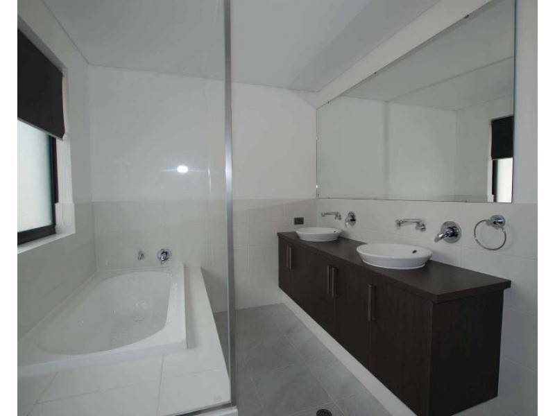 21 Fairlie Road, Canning Vale WA 6155