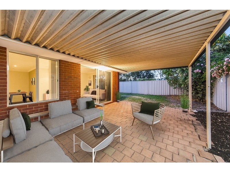 17 Barraberry Retreat, Canning Vale WA 6155