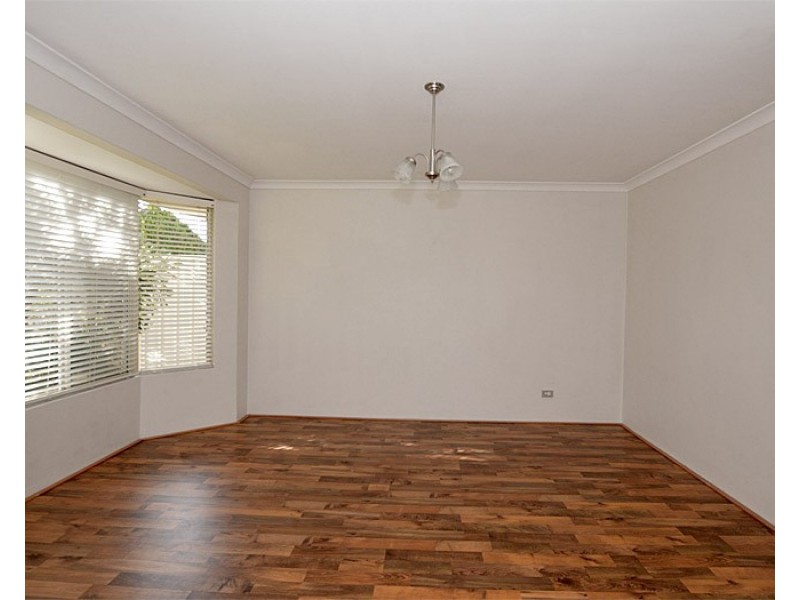 2/7 Greta Place, Thornlie WA 6108