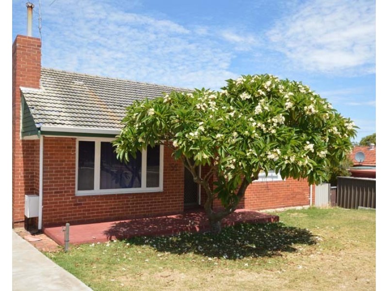 55 Winterfold Road, Hamilton Hill WA 6163