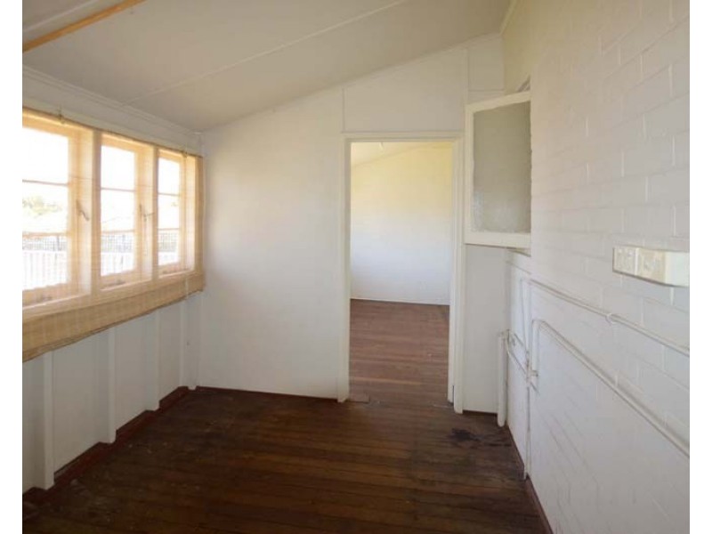 55 Winterfold Road, Hamilton Hill WA 6163