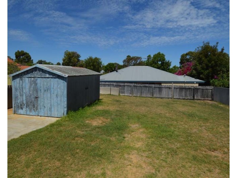 55 Winterfold Road, Hamilton Hill WA 6163