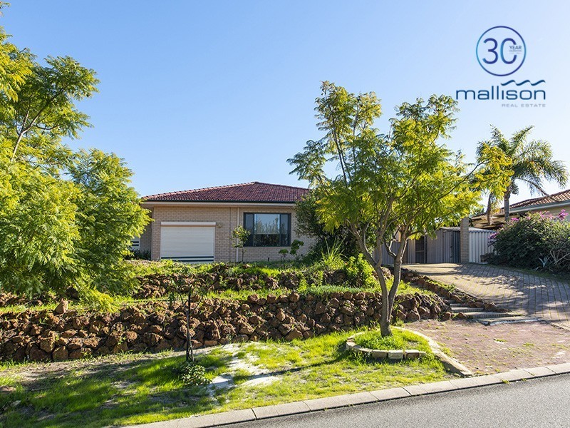 1 Peak View, Canning Vale WA 6155
