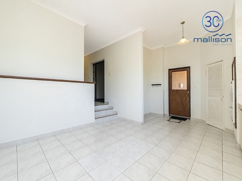 1 Peak View, Canning Vale WA 6155