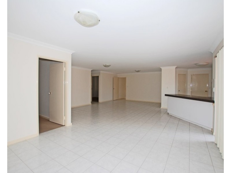 14a French Road, Melville WA 6156