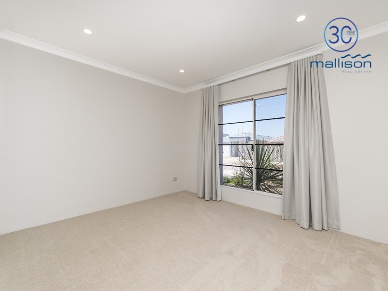 16 Carbeen View, Piara Waters WA 6112