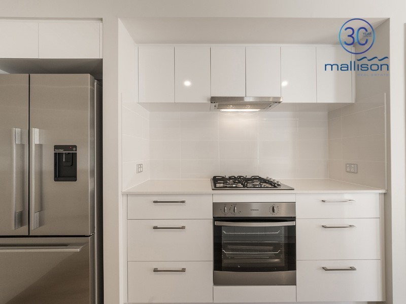 16 Carbeen View, Piara Waters WA 6112