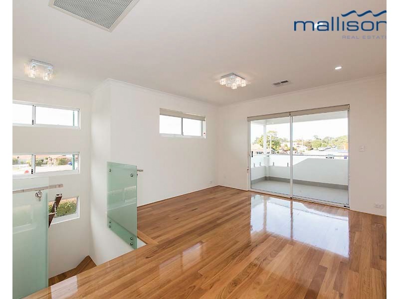 73 Clydesdale Street, Como WA 6152