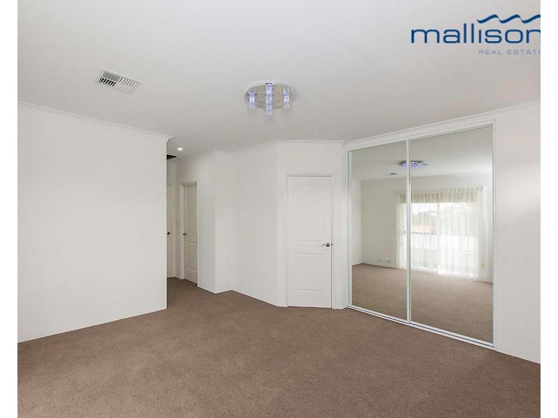 73 Clydesdale Street, Como WA 6152