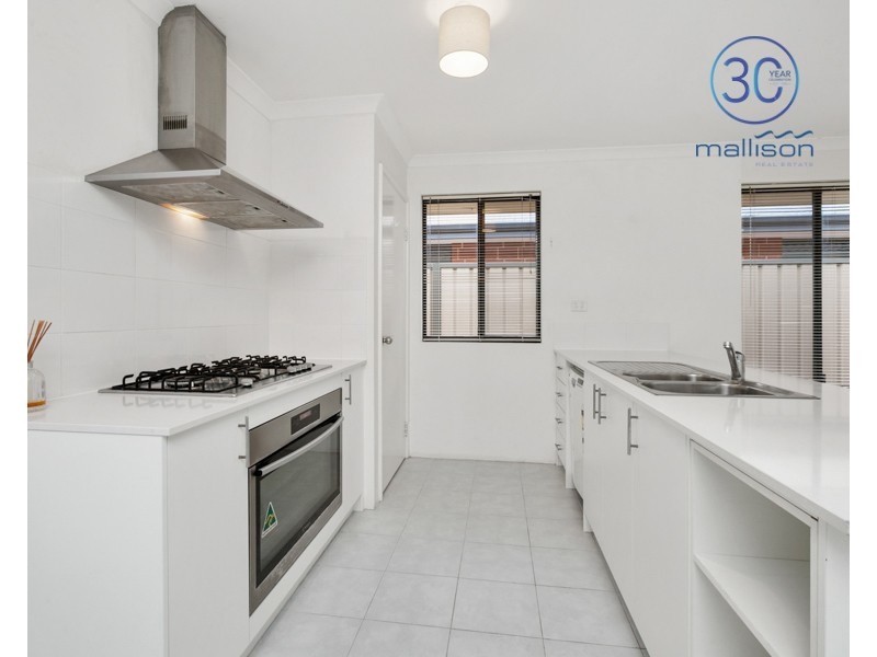 98 Riva Entrance, Piara Waters WA 6112