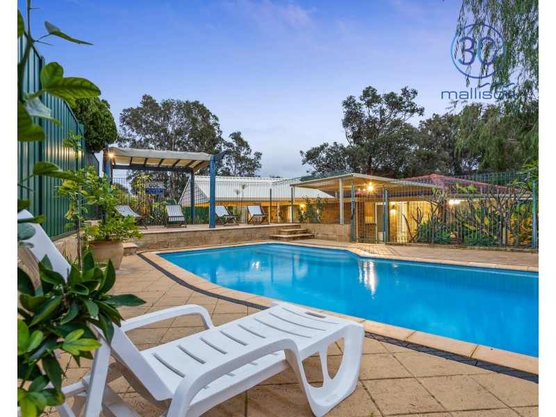 13 Stafford Court, Leeming WA 6149