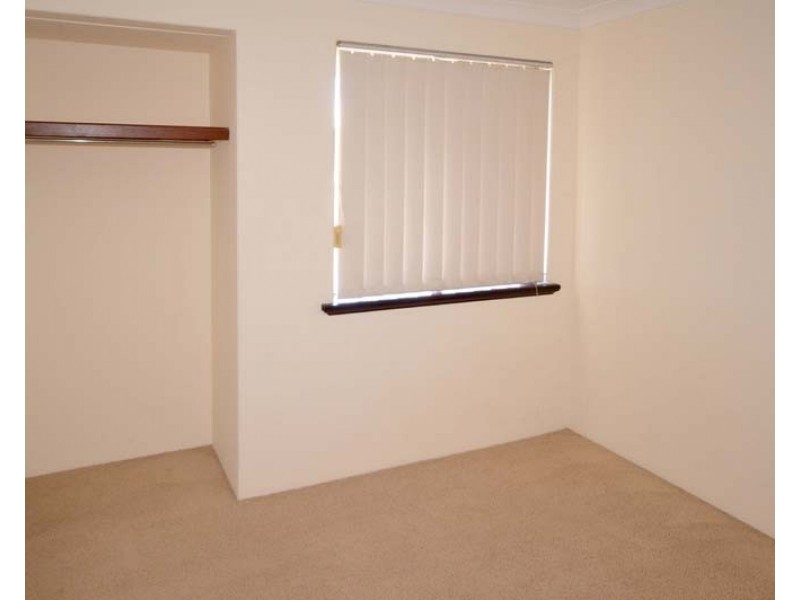 4 Bomaria Close, South Lake WA 6164