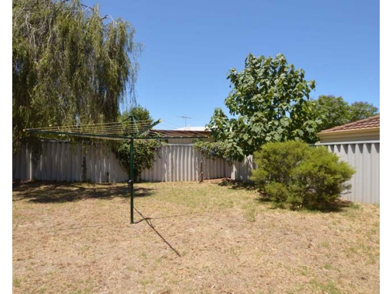 4 Bomaria Close, South Lake WA 6164