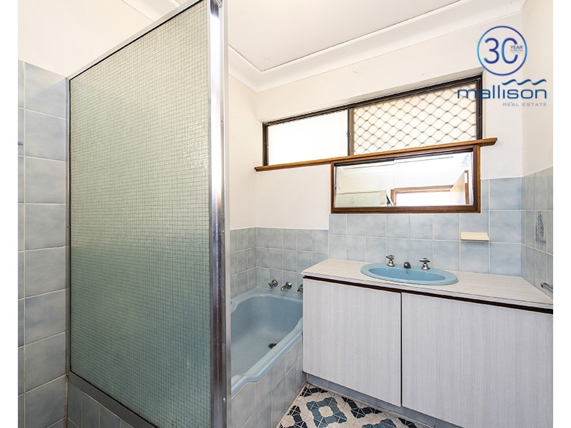 26 Lake Street, Rockingham WA 6168