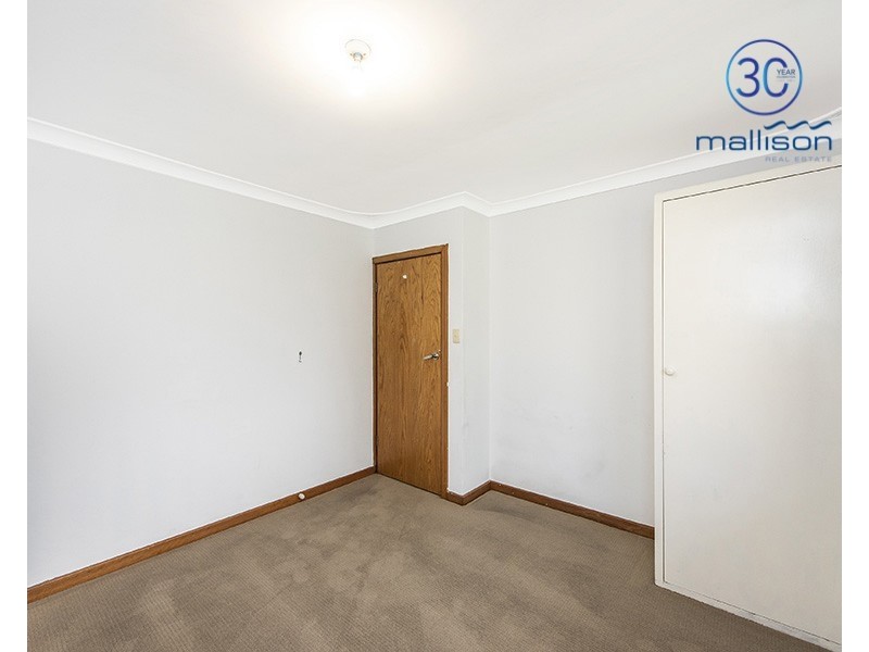 26 Lake Street, Rockingham WA 6168