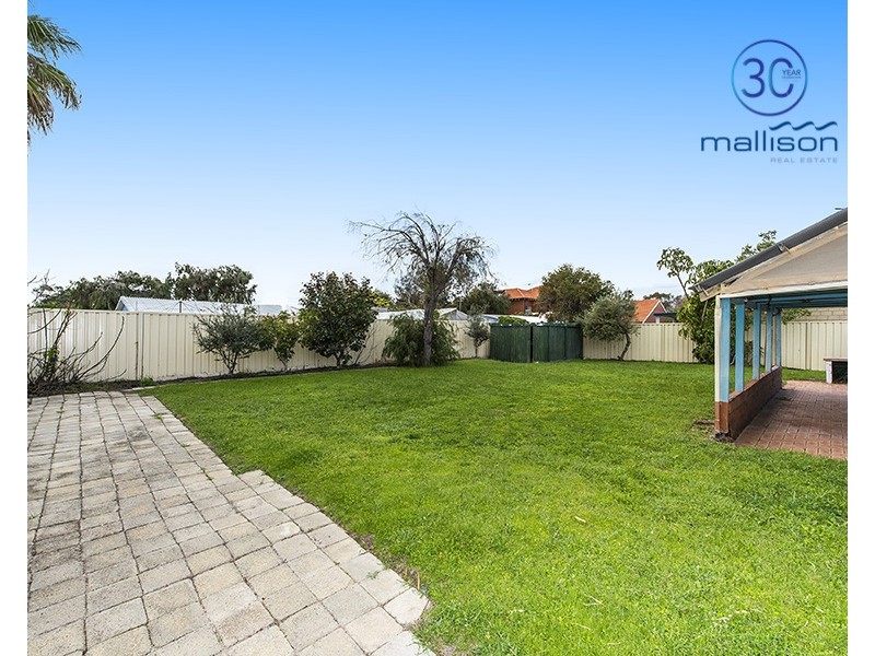 26 Lake Street, Rockingham WA 6168