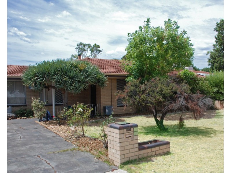 52 Gilbertson Road, Kardinya WA 6163