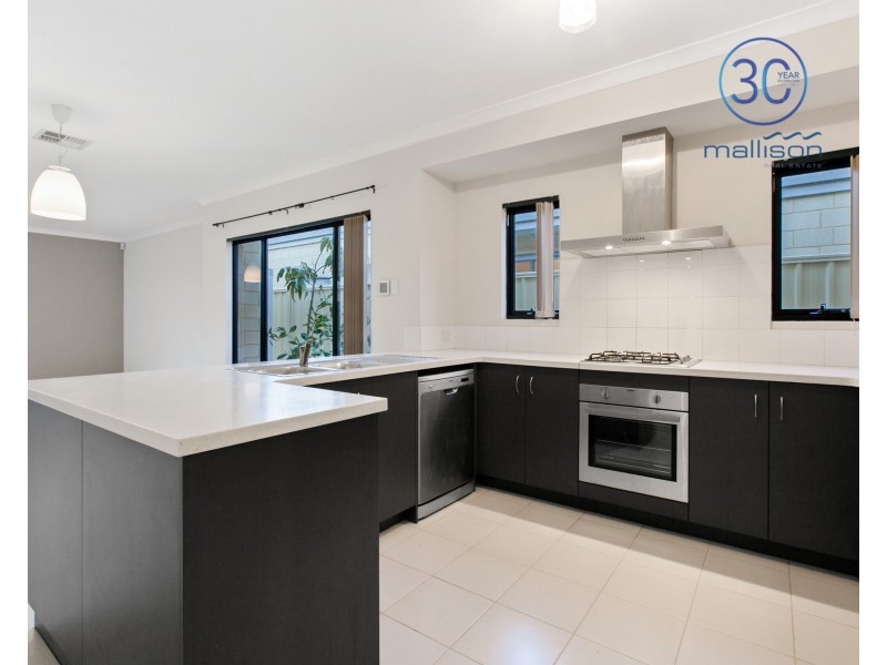15/26 Churchill Green, Canning Vale WA 6155