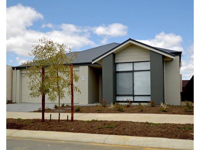 4 Dulcie Lane, Baldivis WA 6171