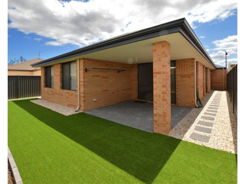 4 Dulcie Lane, Baldivis WA 6171