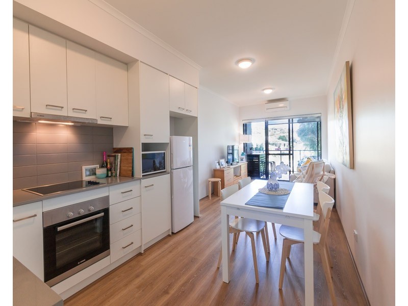 12/14 Davilak Avenue, Hamilton Hill WA 6163