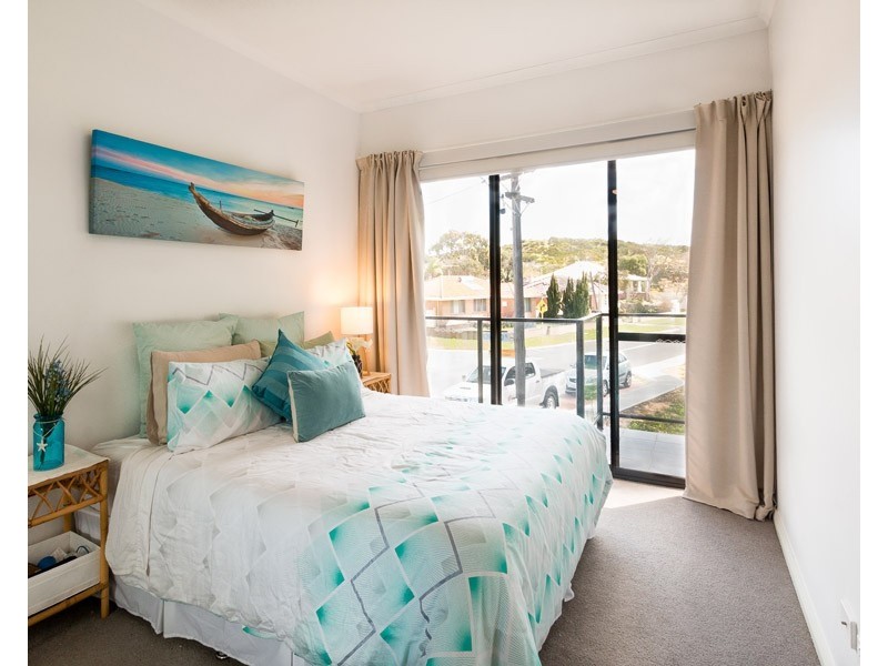 12/14 Davilak Avenue, Hamilton Hill WA 6163