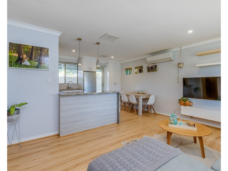 29 Blackburne Drive, Kelmscott WA 6111
