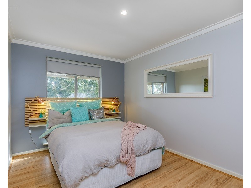 29 Blackburne Drive, Kelmscott WA 6111