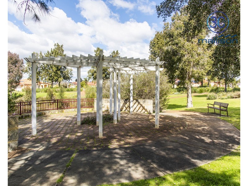 12 Haddon Way, Canning Vale WA 6155