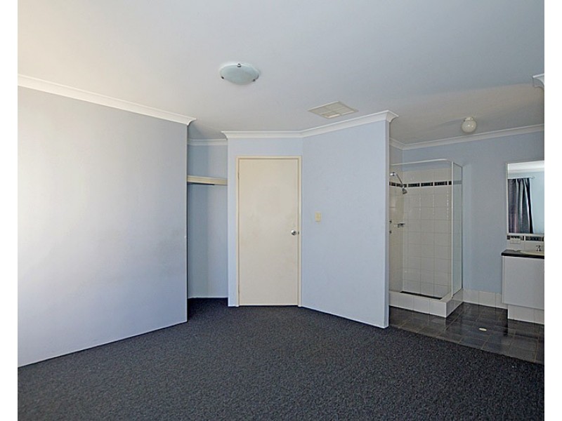 12 Dupont Way, Canning Vale WA 6155