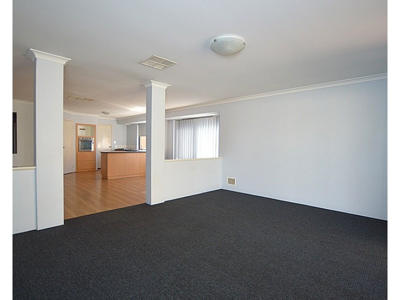 12 Dupont Way, Canning Vale WA 6155
