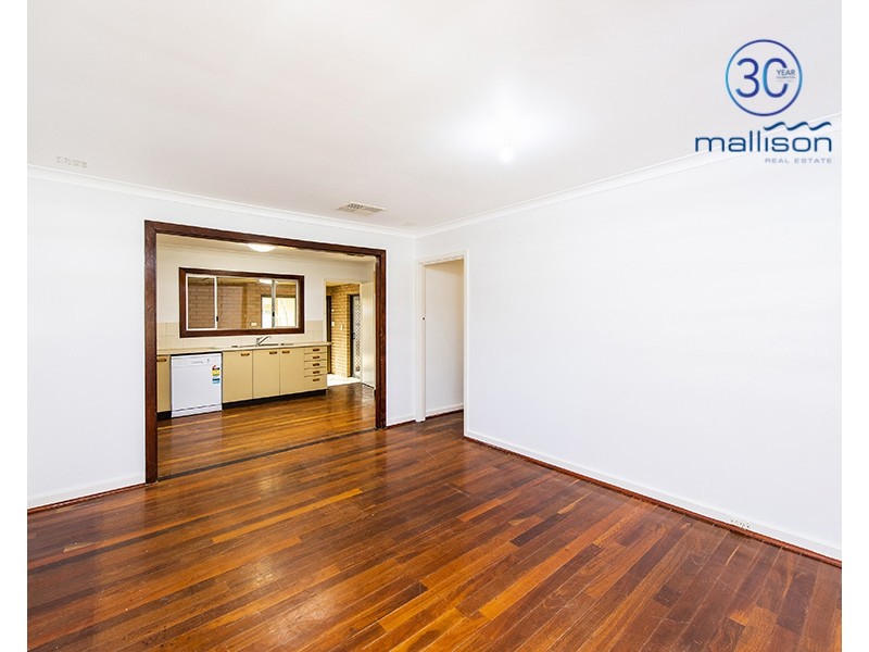 8 Escalus Street, Coolbellup WA 6163