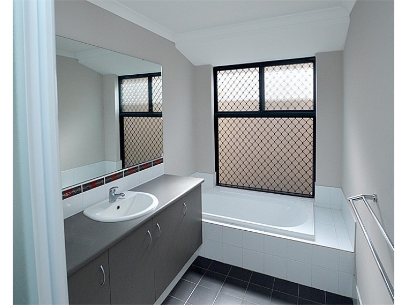 1 Bunratty Link, Canning Vale WA 6155