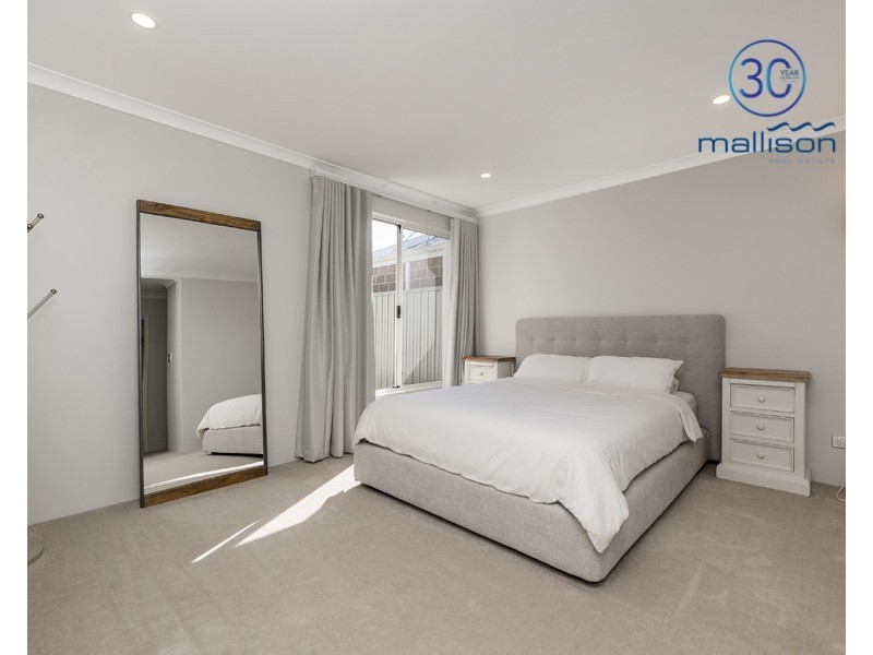 16 Carbeen View, Piara Waters WA 6112