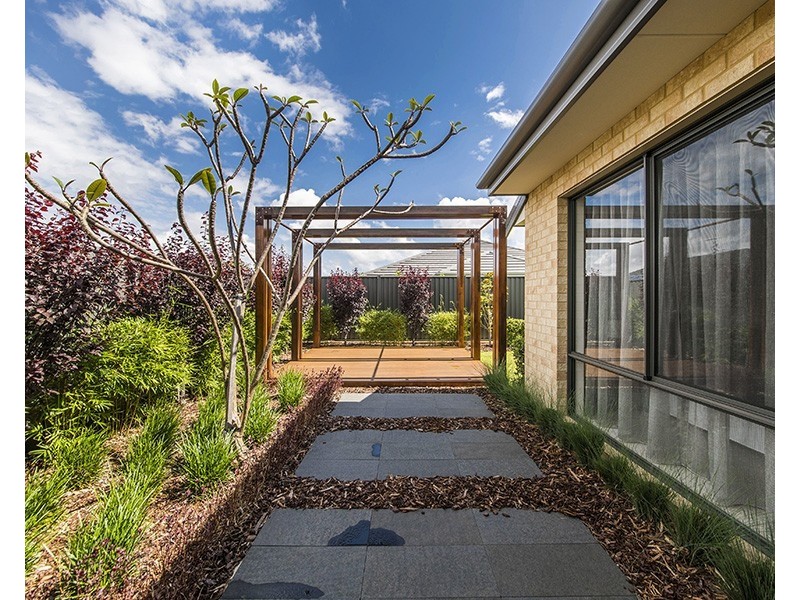 11 Morwell Loop, Baldivis WA 6171